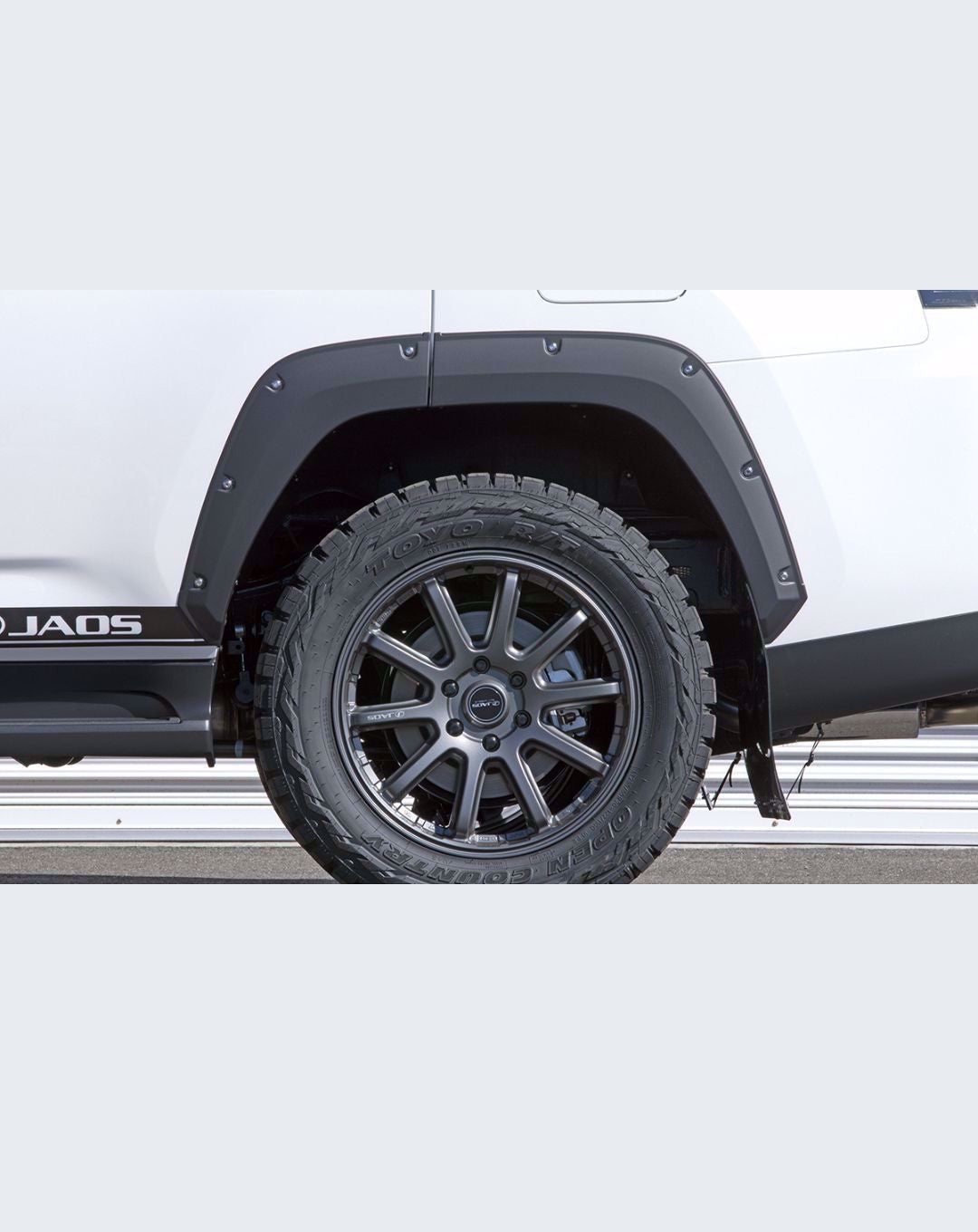 JAOS Fender Garnish Type-X – Land Cruiser 300 ZX (2021+) (B135051NP)