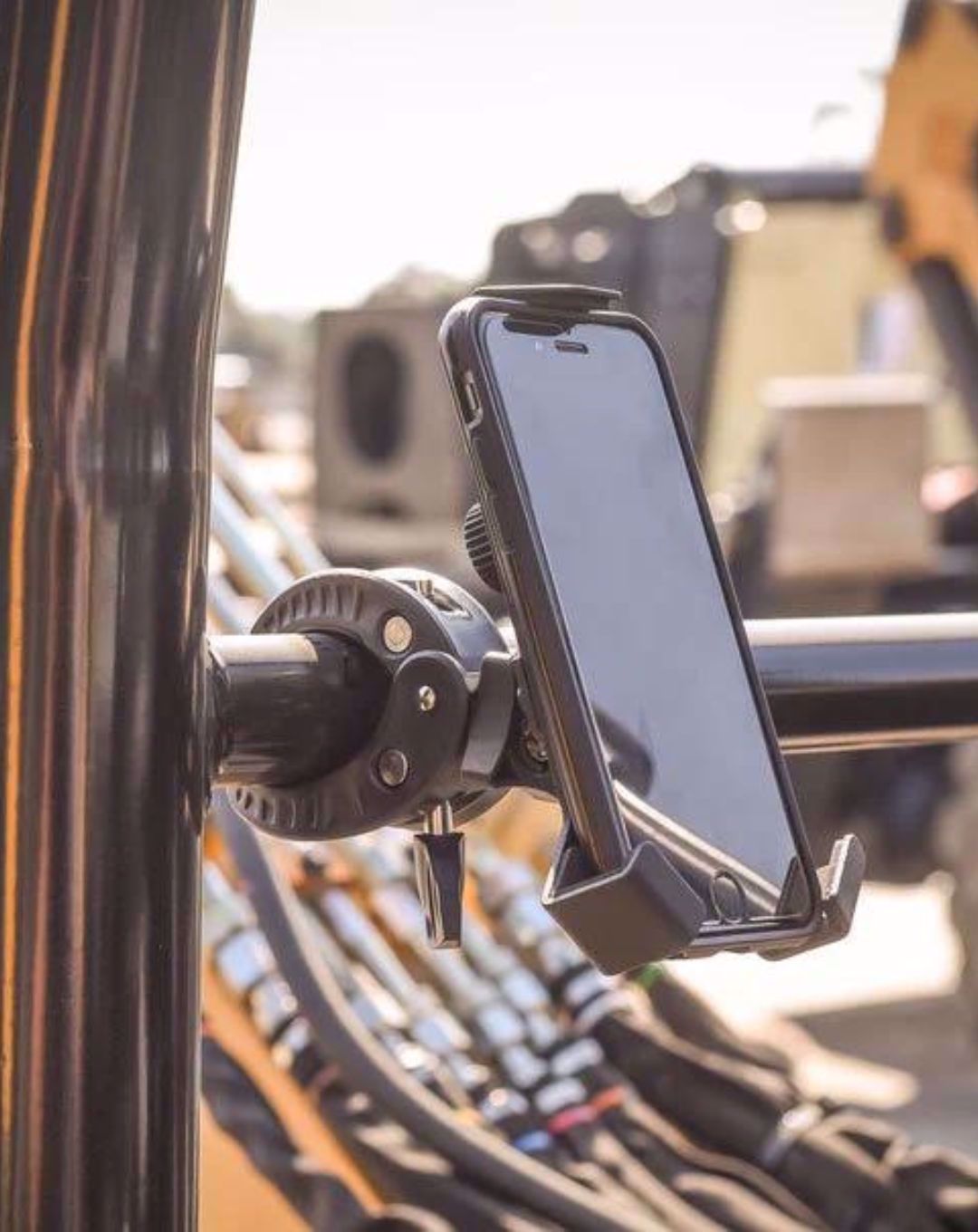 Mob Mount Claw MOBC2-BLK-SM